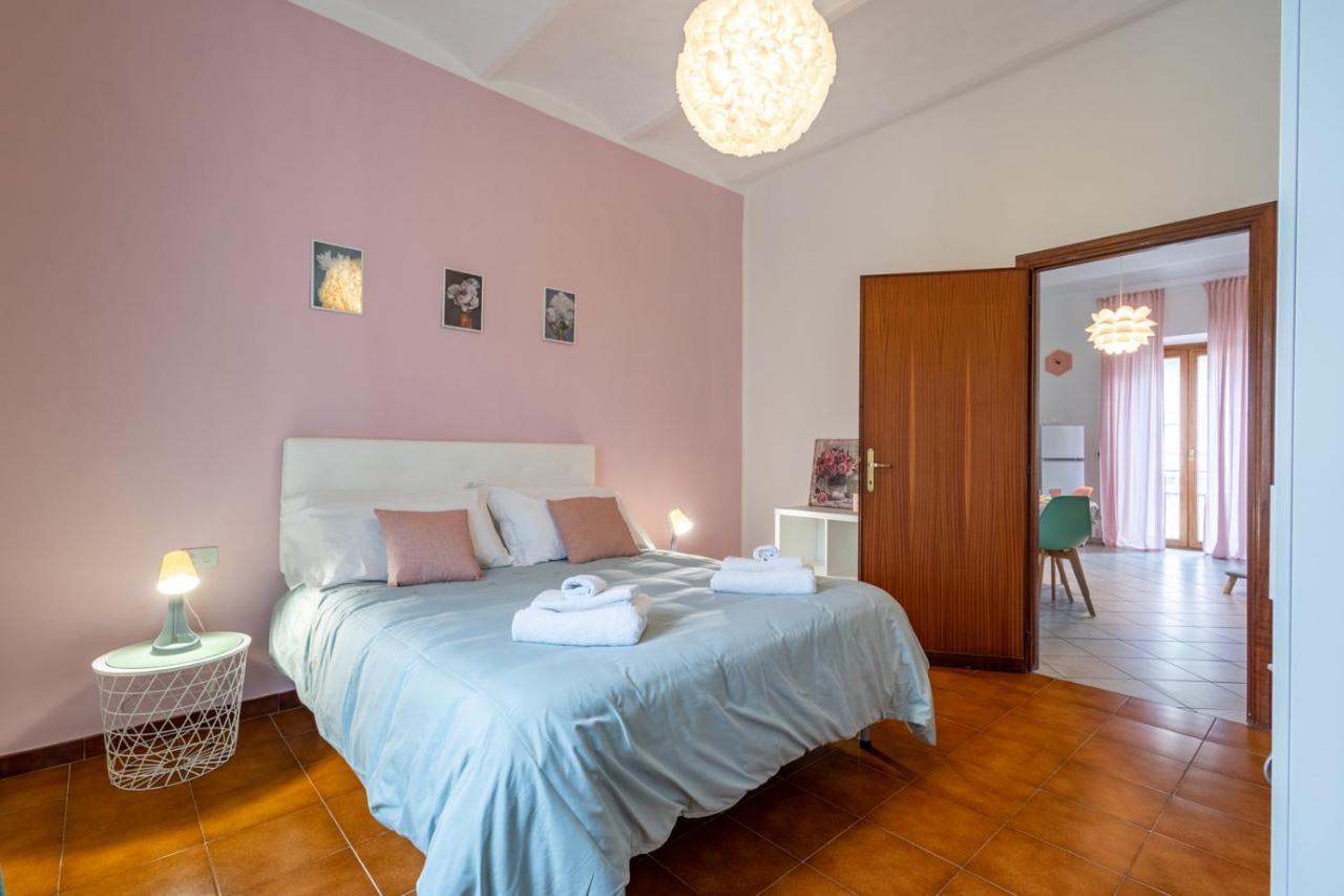 La Verde Rosa - Casa Vacanze A Due Passi Dal Lago Marta Exteriör bild